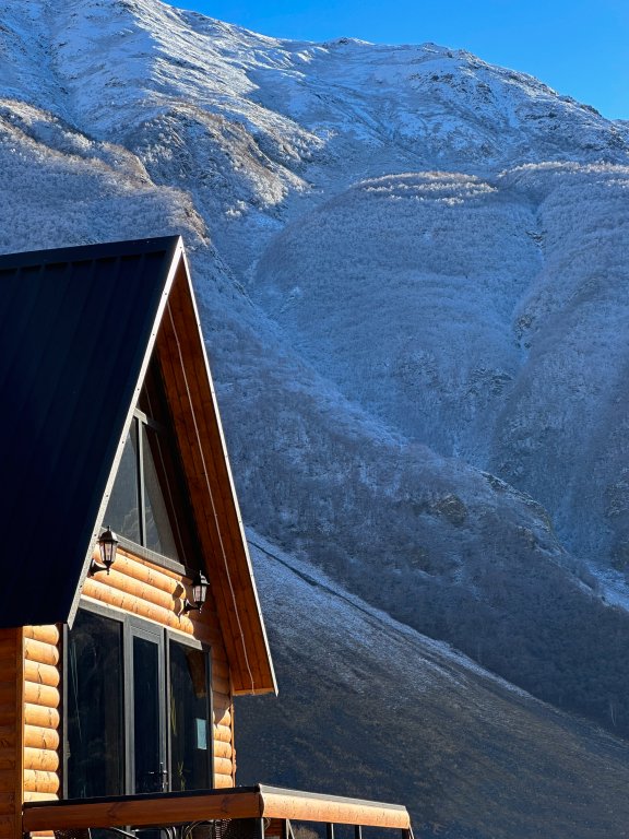 Степанцминда: Шале Kazbegi Inn Cottages