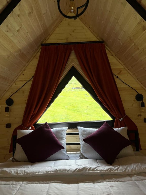 Степанцминда: Шале Kazbegi Inn Cottages