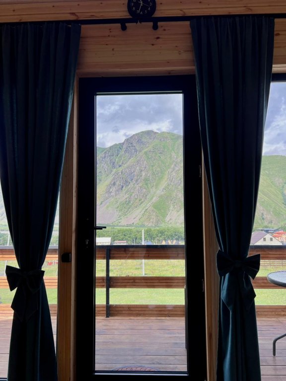Степанцминда: Шале Kazbegi Inn Cottages