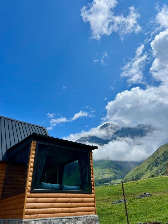 Степанцминда: Шале Kazbegi Inn Cottages