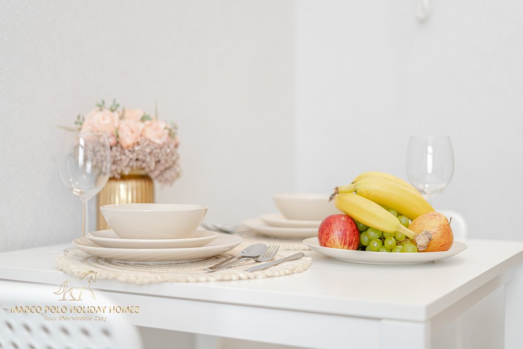Дубай: Апартаменты Marco Polo - Unobstructed City Views From This Sleek Studio