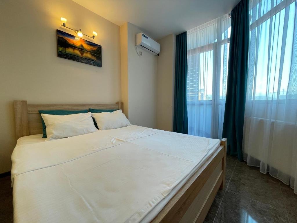 Батуми: Batumi Real Lux