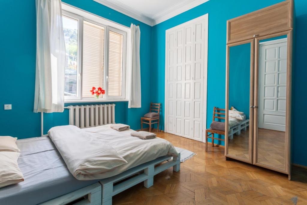 Тбилиси: M42 Hostel