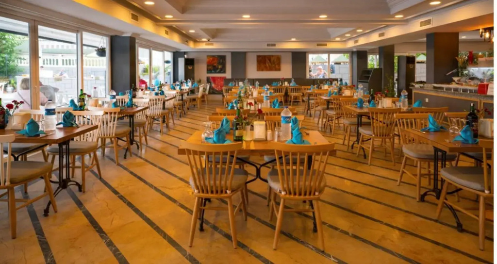 Текирова: Club Hotel Sunbel