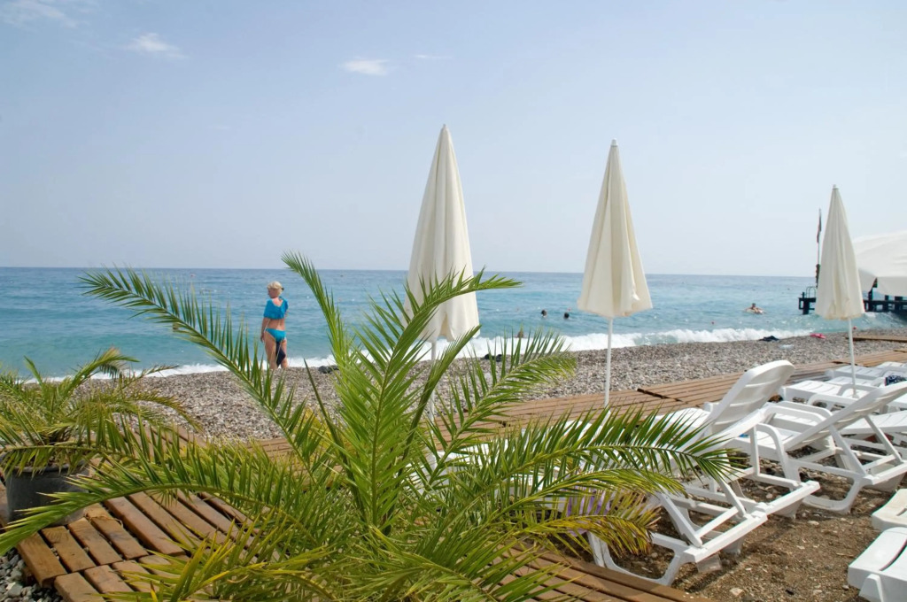 Текирова: Club Hotel Sunbel