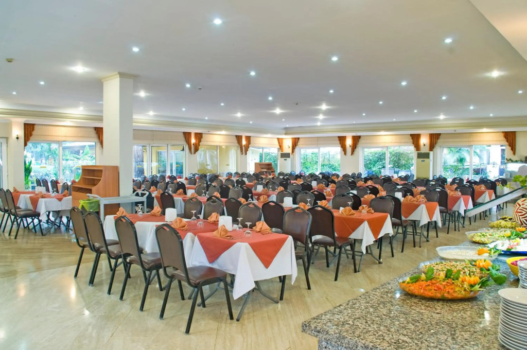 Текирова: Club Hotel Sunbel