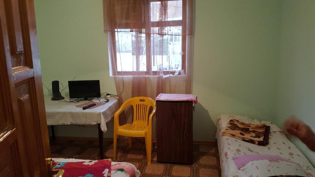 Гагра: Guest house Uyt