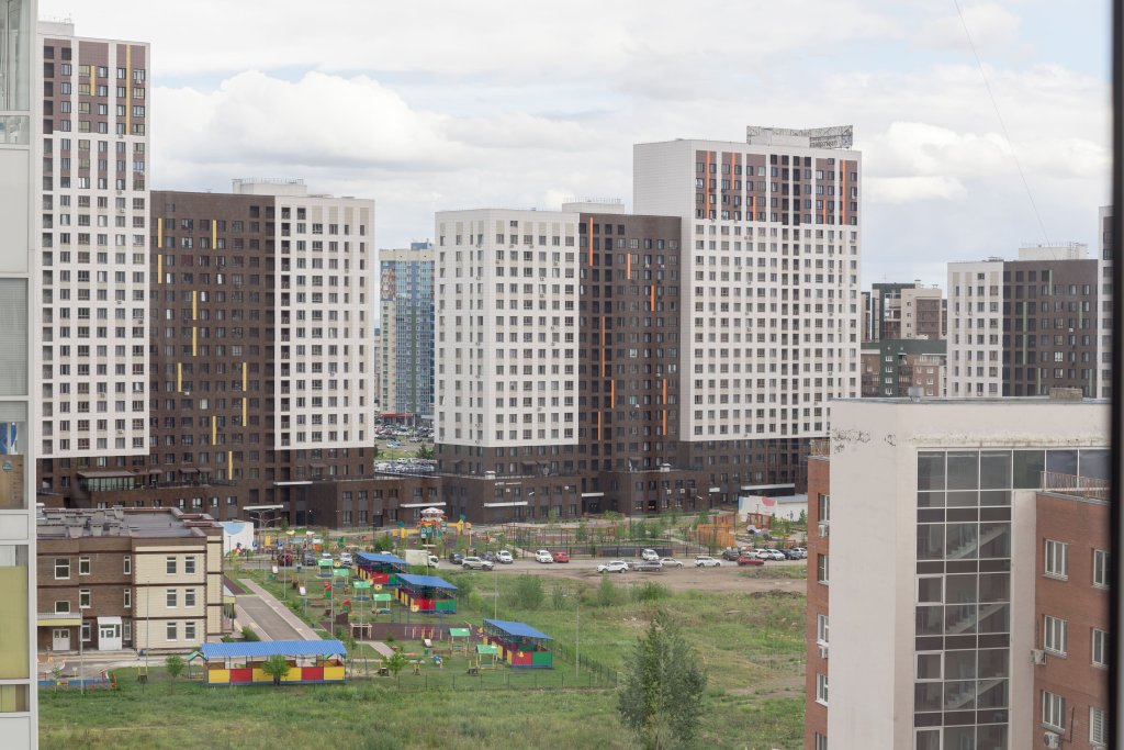 Красноярск: Квартира RentHouse на 9 Мая 83