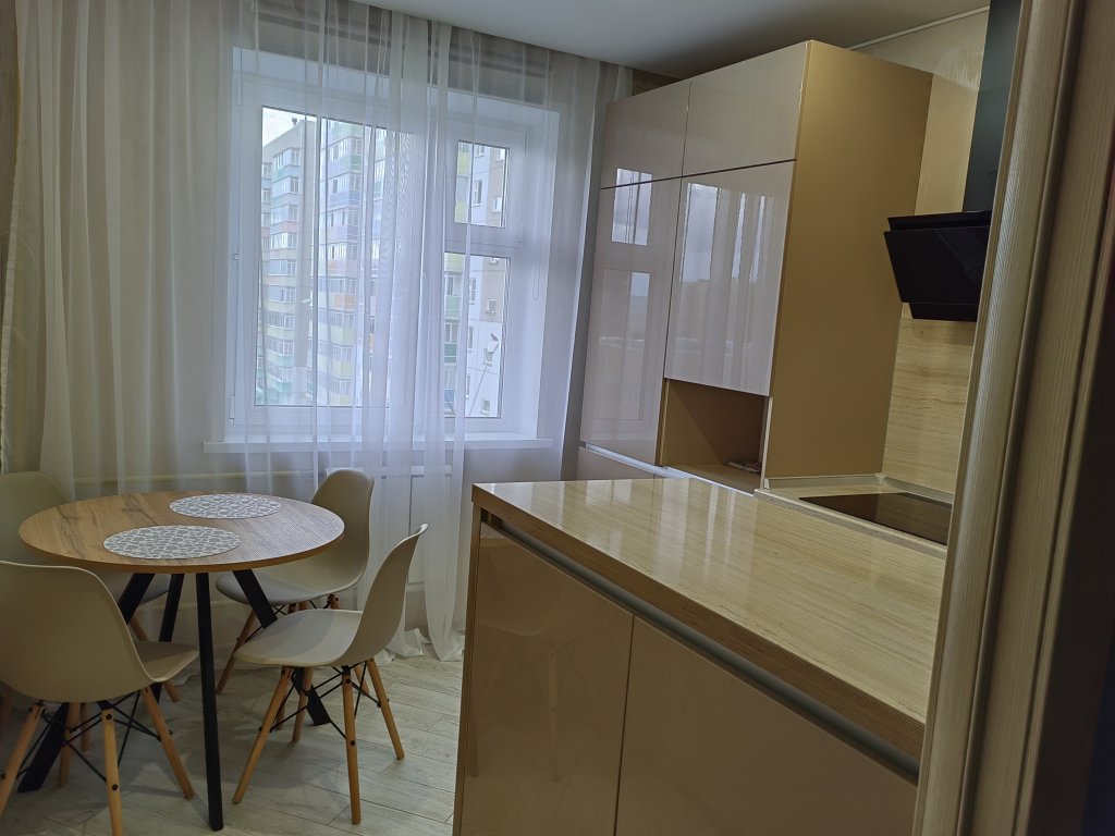 Красноярск: Квартира на Мужества 23