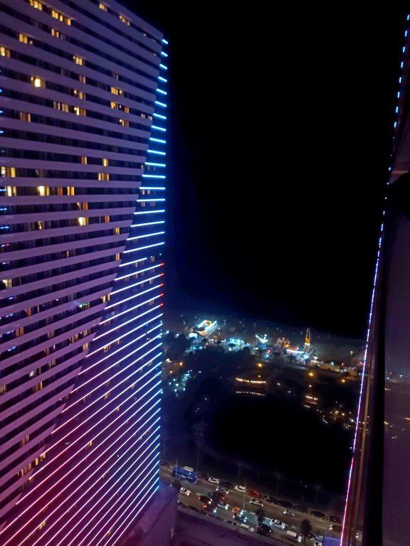 Батуми: Апарт-Отель Orbi City Batumi SeaSide