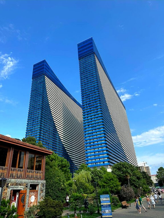 Батуми: Апарт-Отель Orbi City Batumi SeaSide