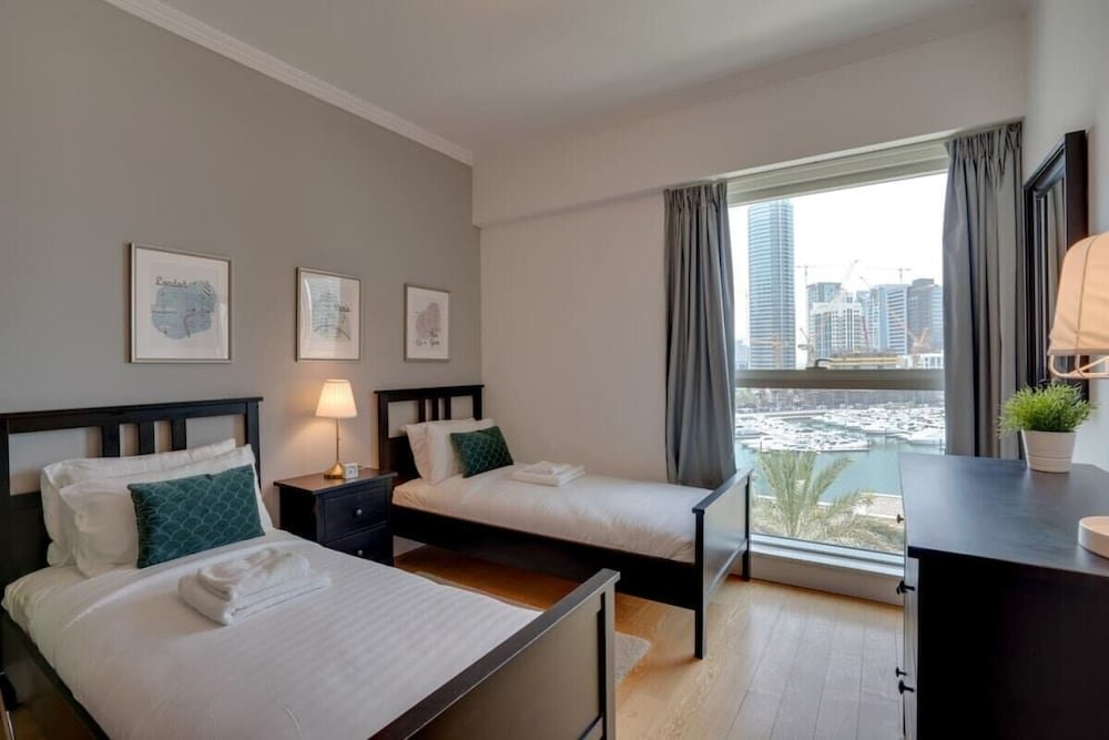 Дубай: Airy Apartment With The Best View Of Marina