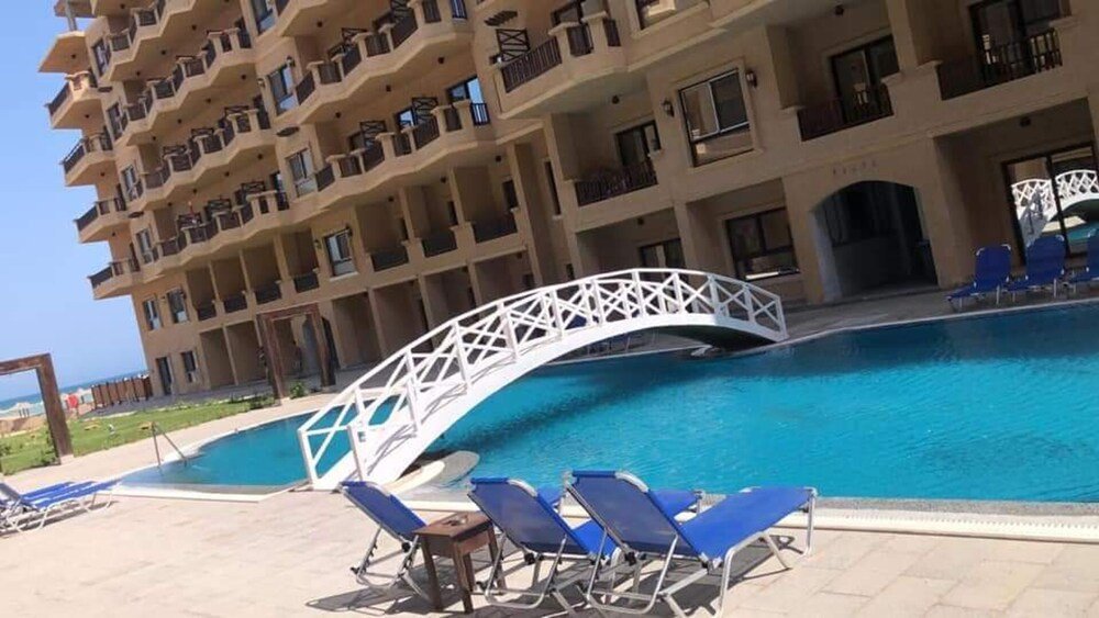 Хургада: Immaculate 1-bed Apartment in Hurgada, First Line!