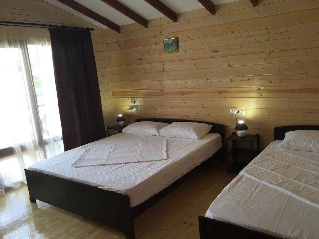 Цандрыпш: Mimi Guest House