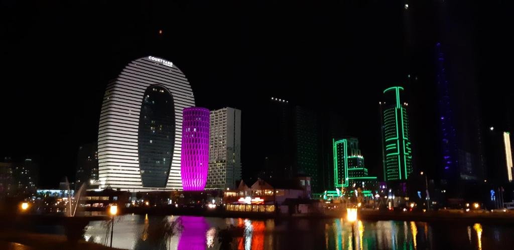Батуми: Alliance Palace Sea view Apartment