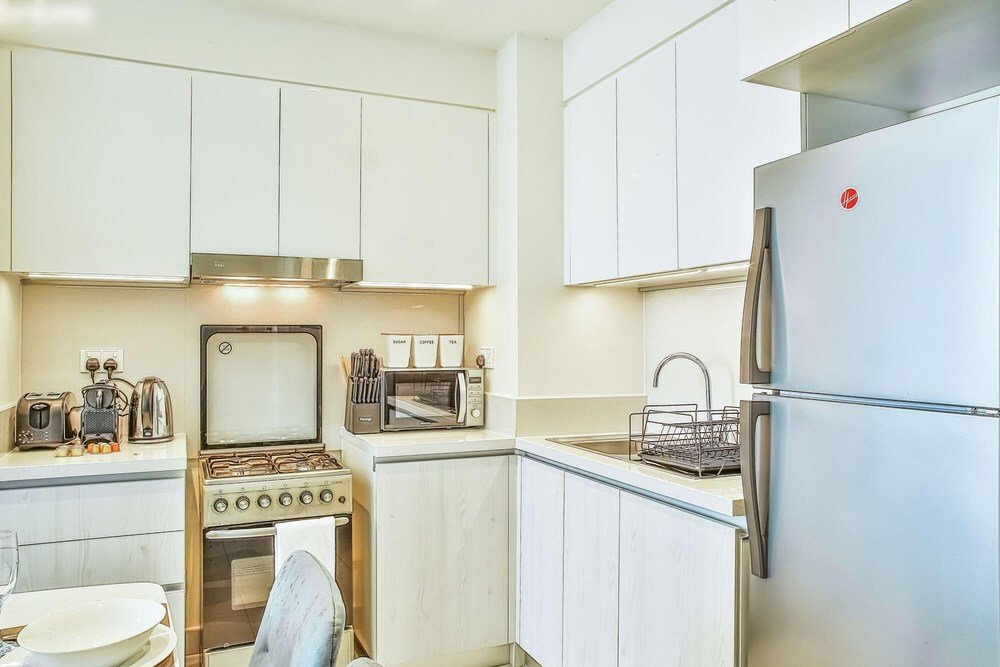 Дубай: Chic 1-bedroom Apt at Dubai Hills