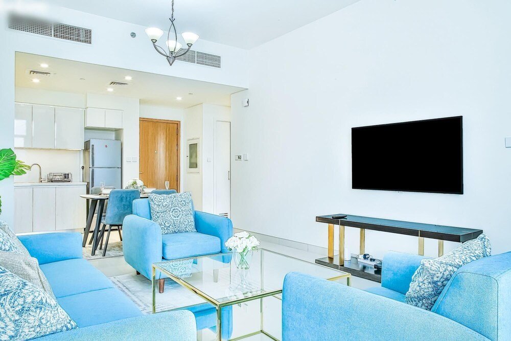 Дубай: Chic 1-bedroom Apt at Dubai Hills