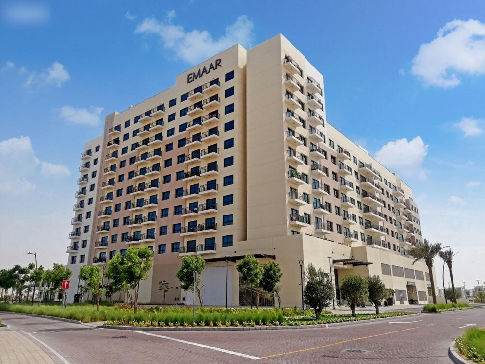 Дубай: 1 BR w Golf Course View Dubai South