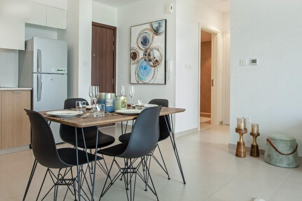 Дубай: 1 BR w Golf Course View Dubai South