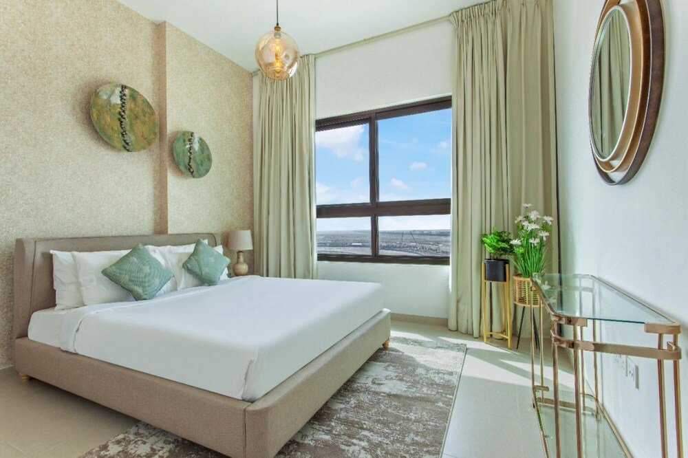 Дубай: 1 BR w Golf Course View Dubai South