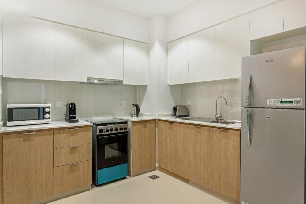Дубай: 1 BR w Golf Course View Dubai South