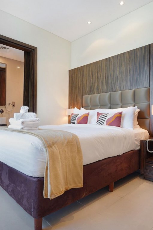 Дубай: Bright and Stylish 1BR in JLT