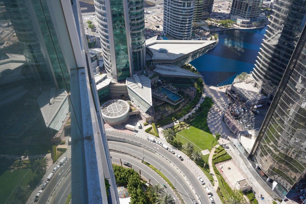 Дубай: Bright and Stylish 1BR in JLT