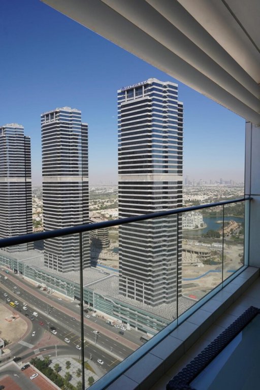 Дубай: Bright and Stylish 1BR in JLT