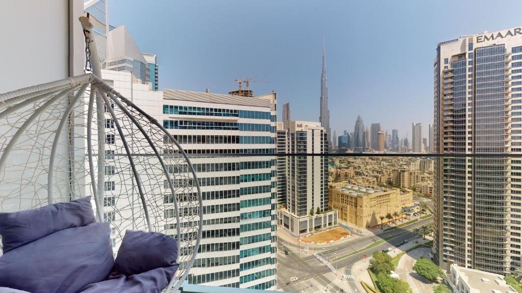 Дубай: Stylish Studio with Burj Khalifa View