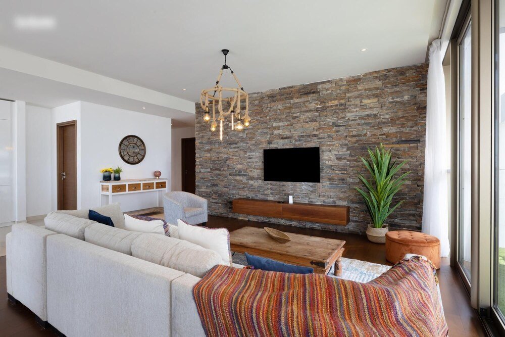 Дубай: 7 Min to Beach 2 BR City Walk