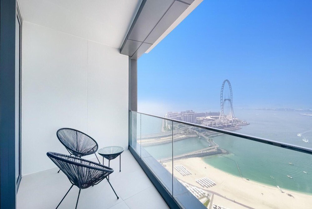 Дубай: 3BR APT w Beach Access Address JBR