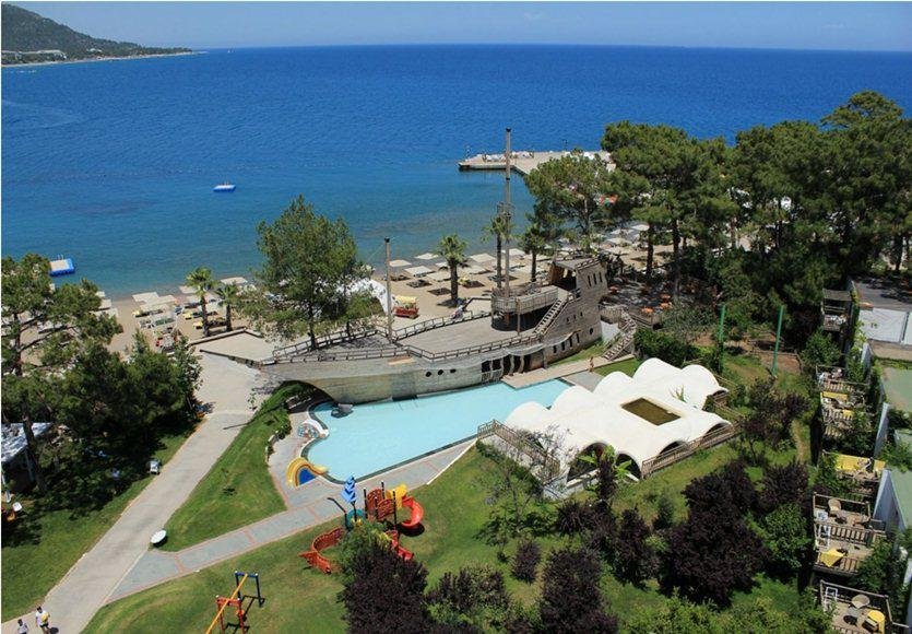 Чамьюва: Club Phaselis