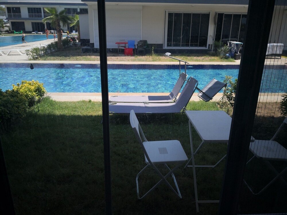 Аксу: Lovely 2-bed Apartment With Pool in Antalya/kundu