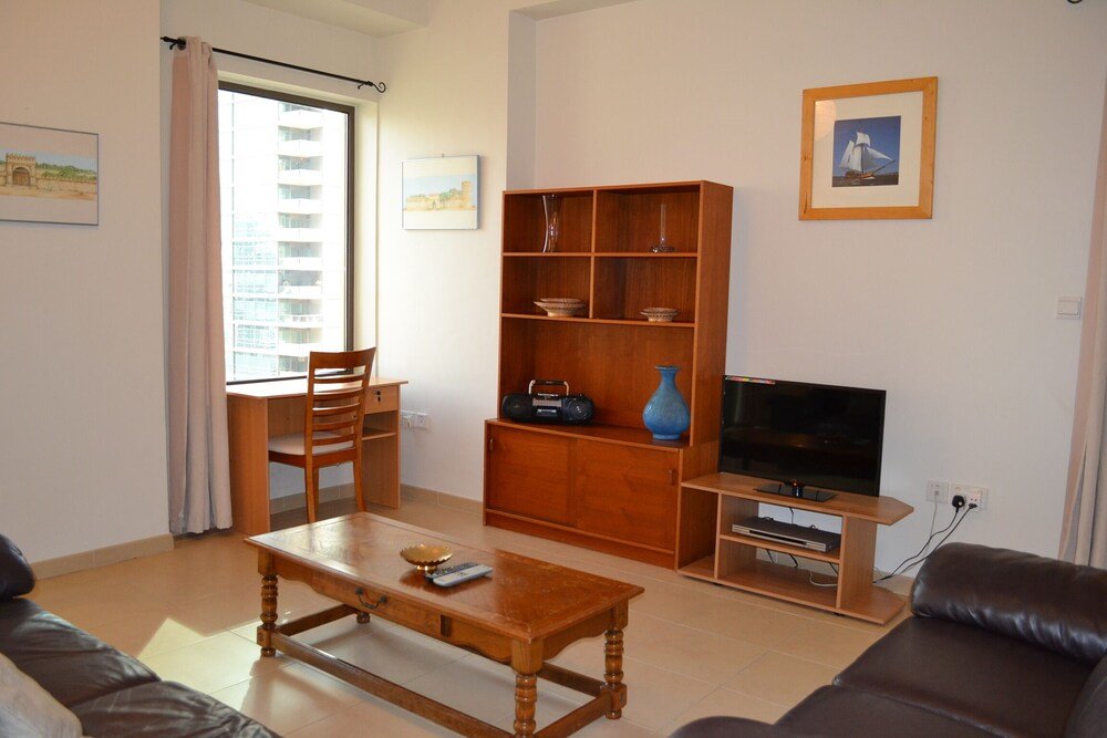 Дубай: LSE - 1 Bedroom apt with marina view