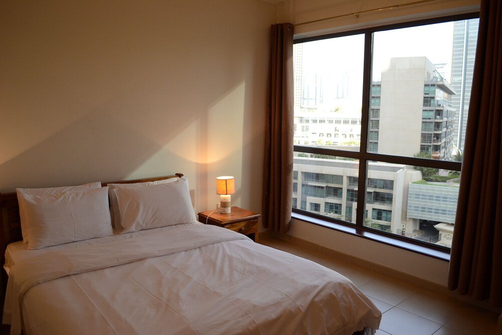 Дубай: LSE - 1 Bedroom apt with marina view