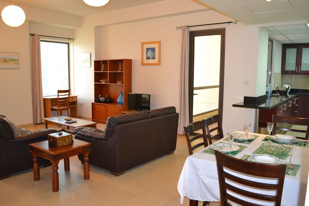 Дубай: LSE - 1 Bedroom apt with marina view