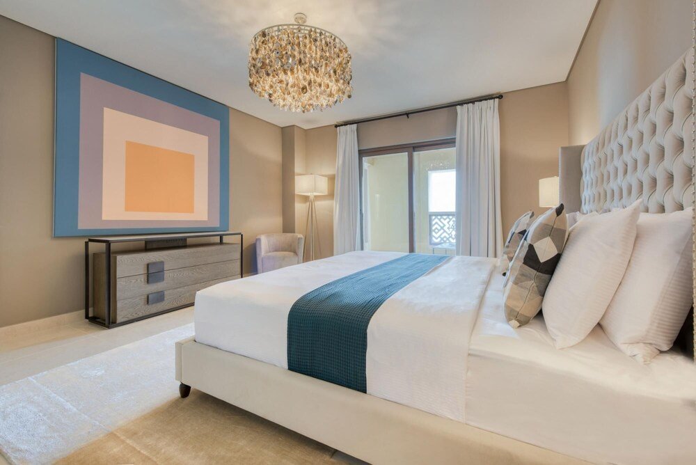 Дубай: Luxury Palm Property w Beach Sea View