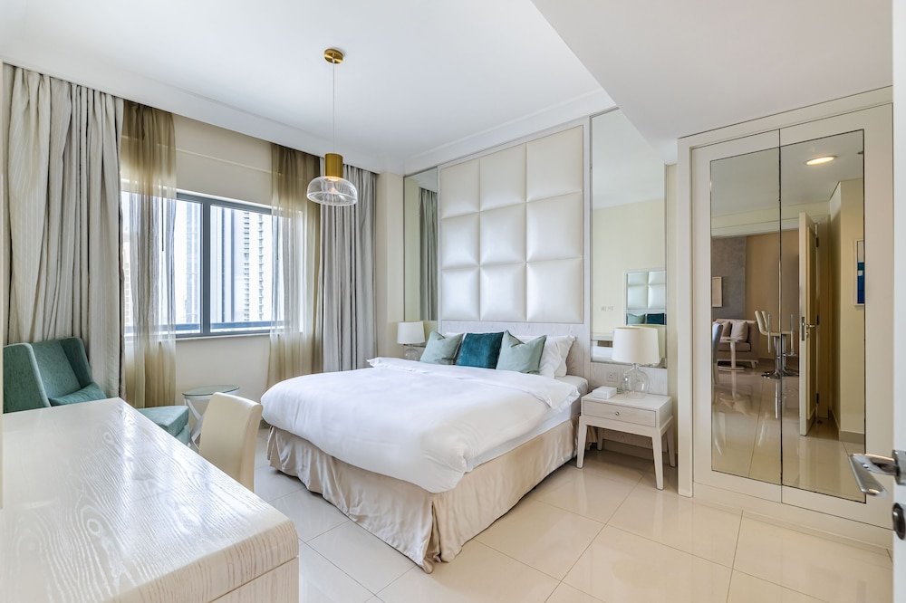Дубай: Excellent 1BR The Signature DAMAC