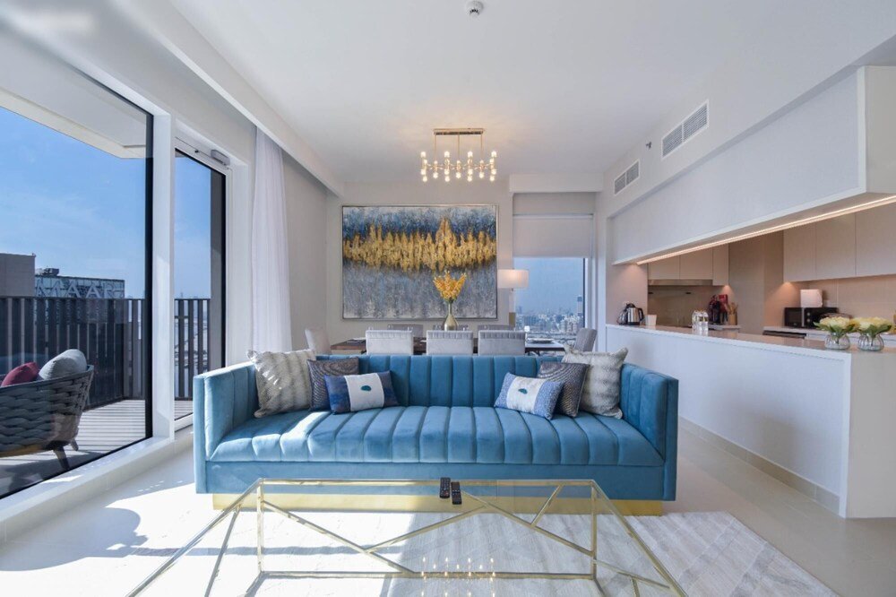 Дубай: Executive 3BR Apt Creek Harbour