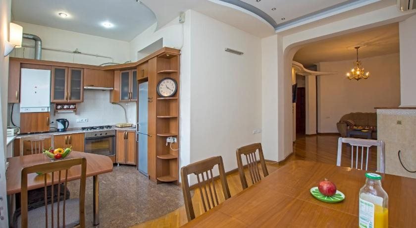 FlatsInYerevan - Apartments In City Center — фото 3