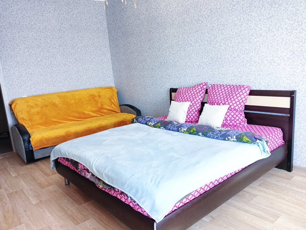 Северодвинск: Апартаменты Like Home на Портовой 5