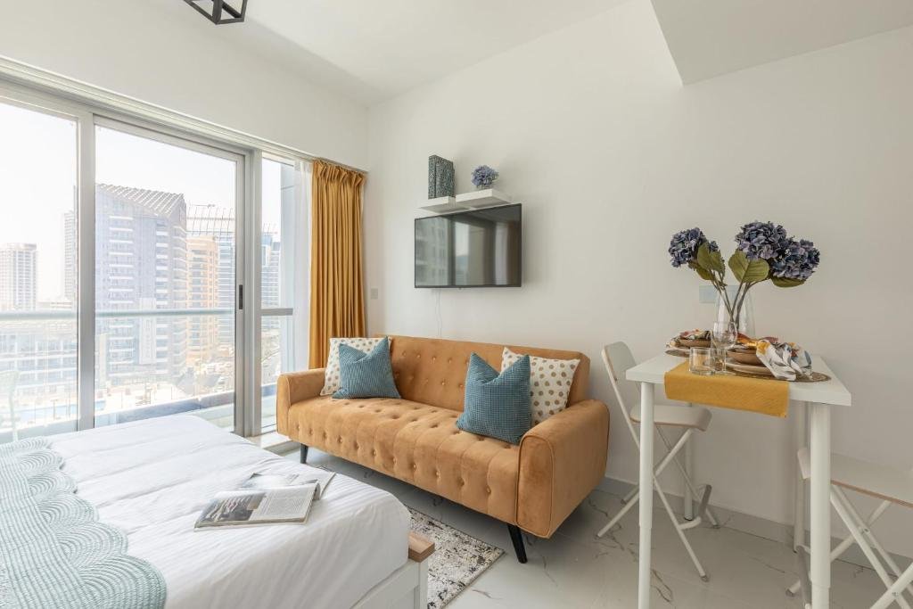 Дубай: Frank Porter - Emaar Residences Dubai Marina