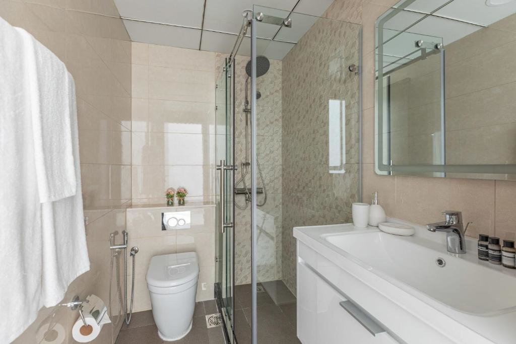 Дубай: Frank Porter - Emaar Residences Dubai Marina