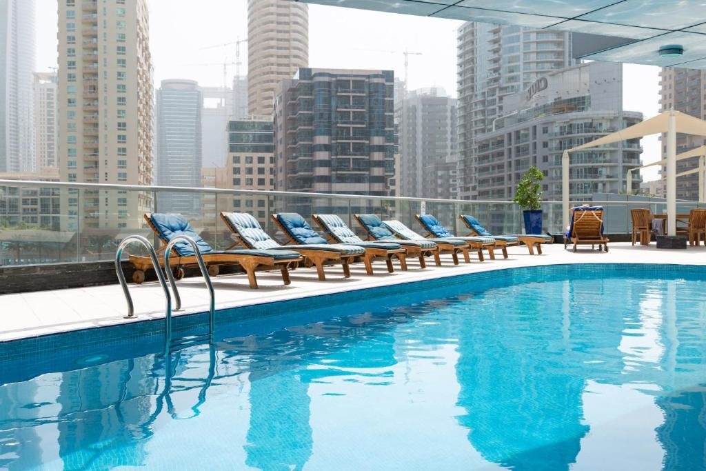 Дубай: Frank Porter - Emaar Residences Dubai Marina