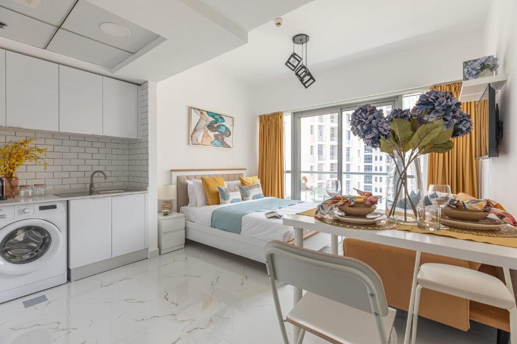 Дубай: Frank Porter - Emaar Residences Dubai Marina