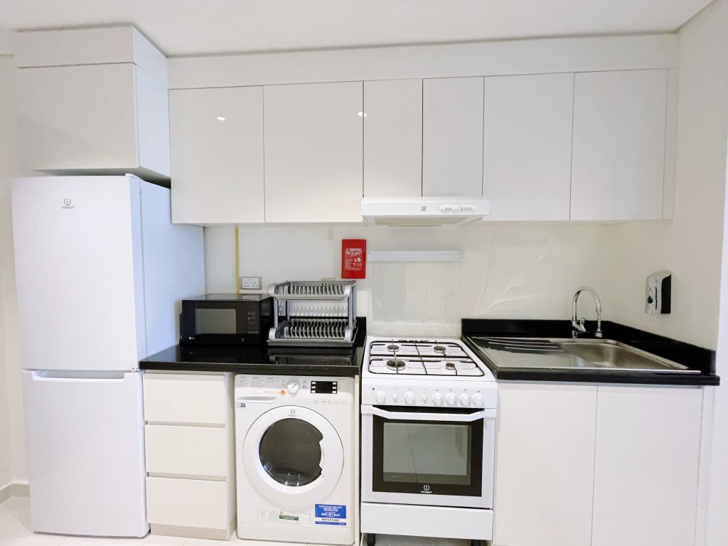 Дубай: Elite LUX Holiday Homes - Elegantly Furnished Studio in JVC Dubai