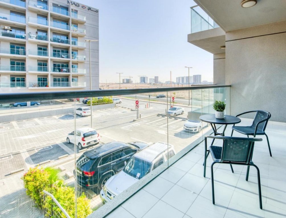 Дубай: Апартаменты Elite LUX Holiday Homes - Stylish 1 BR + Pool & World Class Gym in Dubai South