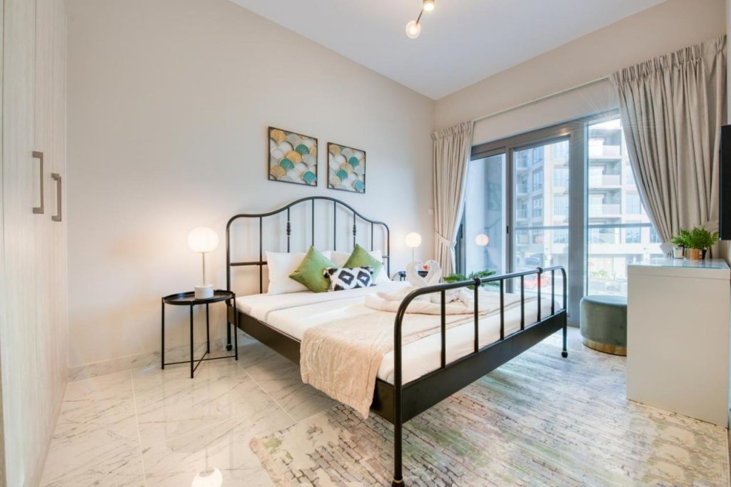 Дубай: Апартаменты Elite LUX Holiday Homes - Stylish 1 BR + Pool & World Class Gym in Dubai South