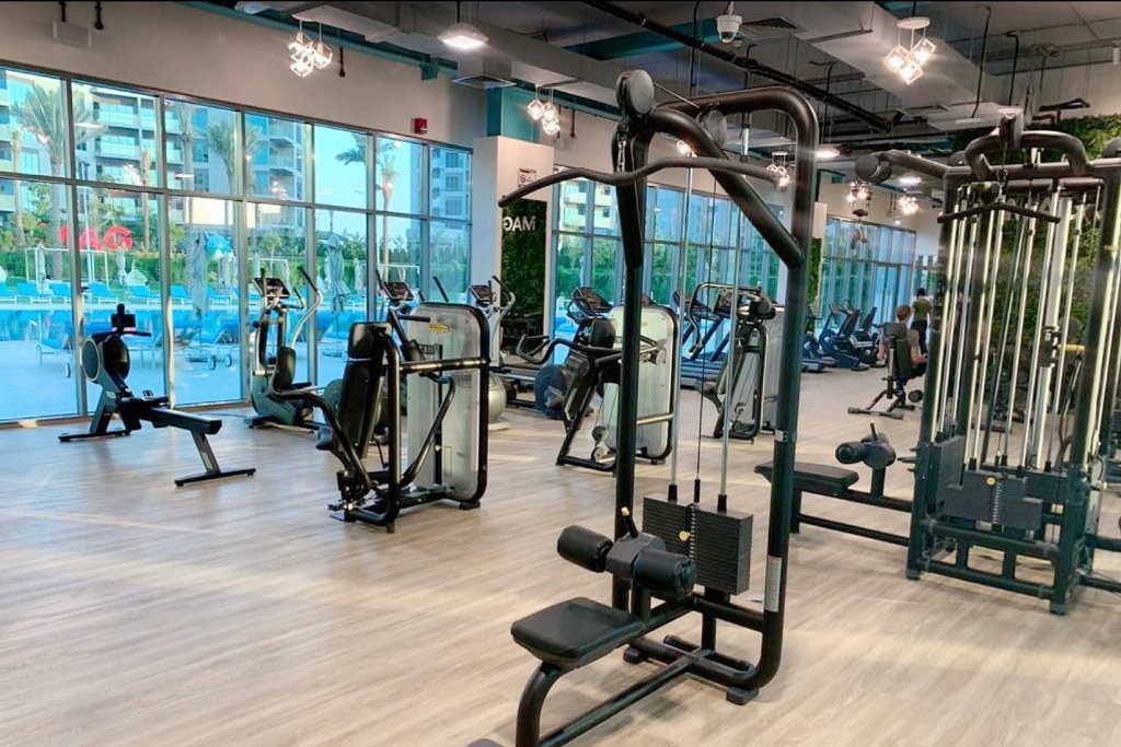 Дубай: Апартаменты Elite LUX Holiday Homes - Stylish 1 BR + Pool & World Class Gym in Dubai South