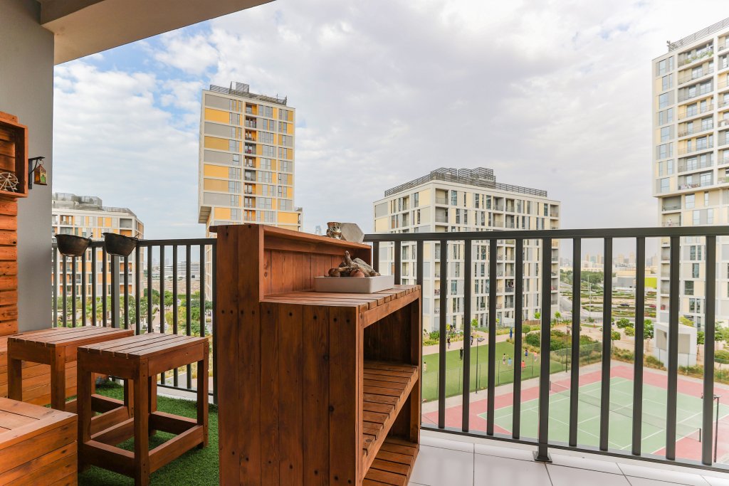 Дубай: Elite LUX Holiday Homes - Ultra Stylish 2BR | Thriving Community in Production City Dubai